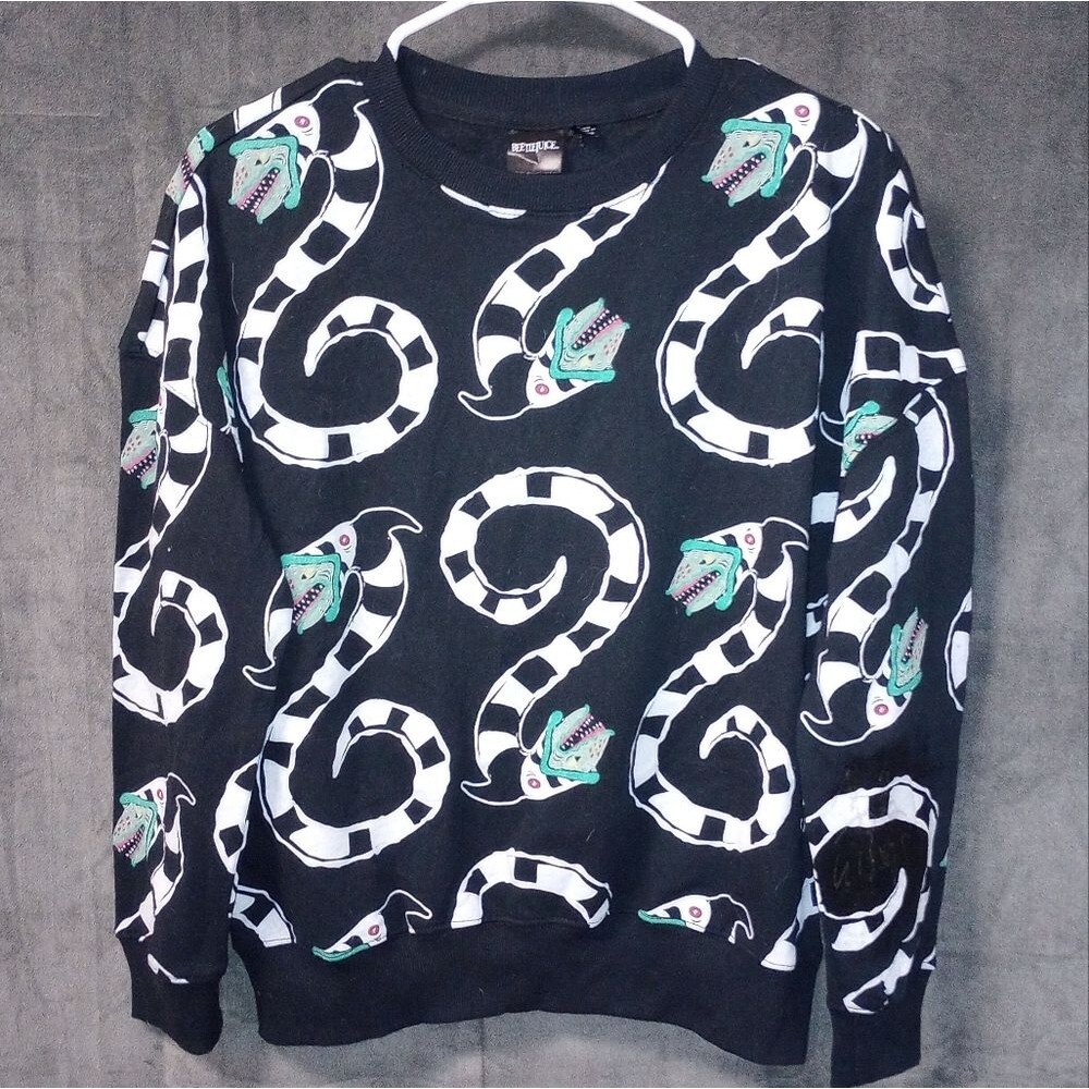 Beatlejuice Black and White Graphic Sweatshirt Size XXS EUC P2P 23 in